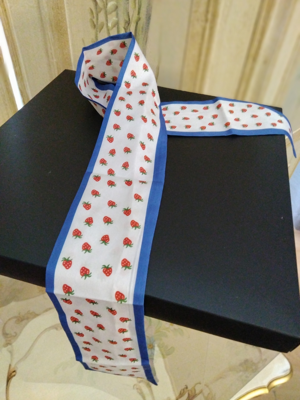 Women's Strawberry Scarf - White with Blue Trim